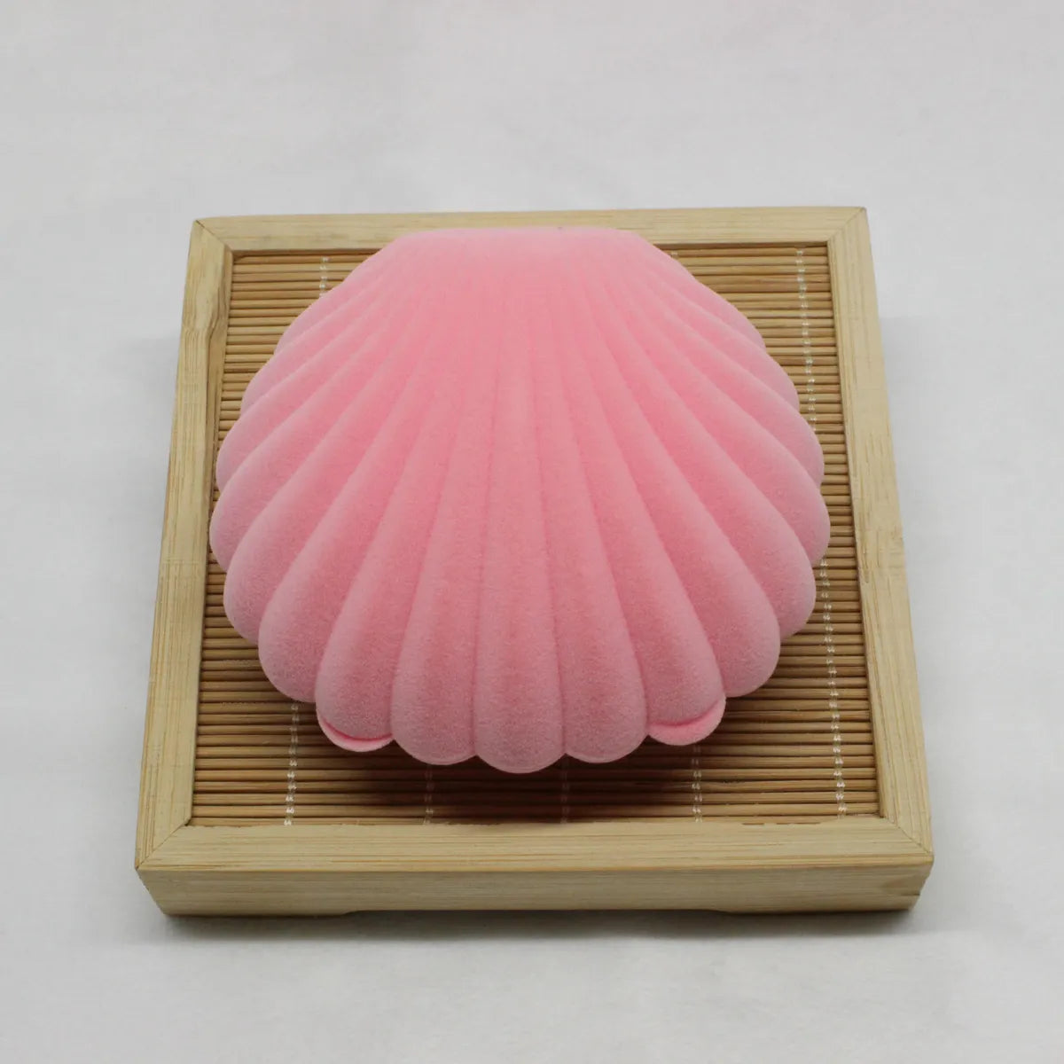 Novelty Shell Flannel Jewelry Boxes