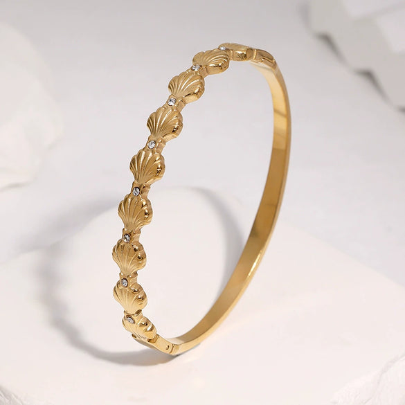 Ocean Seashell Bracelet For Women Stainless Steel Gold Plated Waterproof Colorfast Vacation Style Jewelry