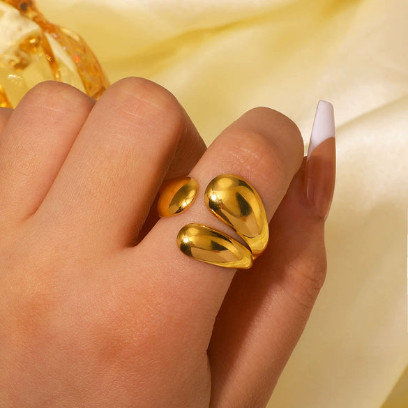 Oval Geometric Hollow Oil Pressure Unisex Stainless Steel Gold Plated Asymmetric Leaf Bracelet