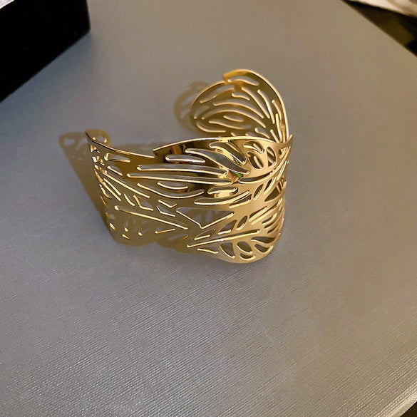 Oval Resin Turquoise Open Bracelet With Diamond Encrusted Alloy Electroplated Retro Exaggerated High End Fashion Bracelet