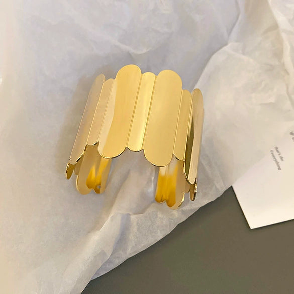 Oval Resin Turquoise Open Bracelet With Diamond Encrusted Alloy Electroplated Retro Exaggerated High End Fashion Bracelet