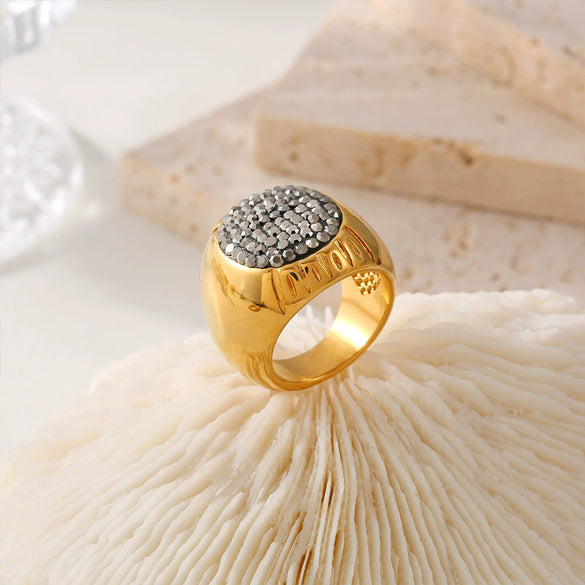 Oval Star Ring Titanium Steel Pvd Plated Geometric Style For Men And Women