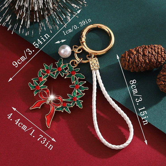 Painted Christmas Wreath Keychain In Zinc Alloy Decorative Bag Charm Pendant Accessory