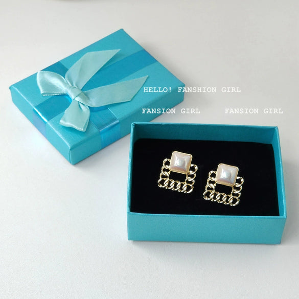 Paper Jewelry Packaging Box With Blue Bow Simple Gift Box For Earrings And Jewelry Storage
