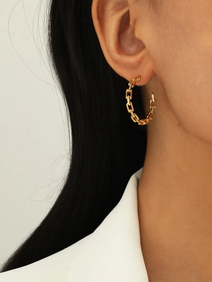 Paris Hollow Letter Semicircle Design Styling C-Shaped Earrings