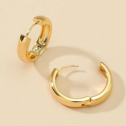 Paris Hollow Letter Semicircle Design Styling C-Shaped Earrings