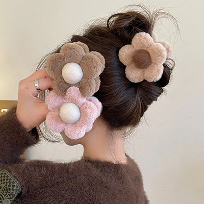 Pastoral Flower Plush Hair Claws