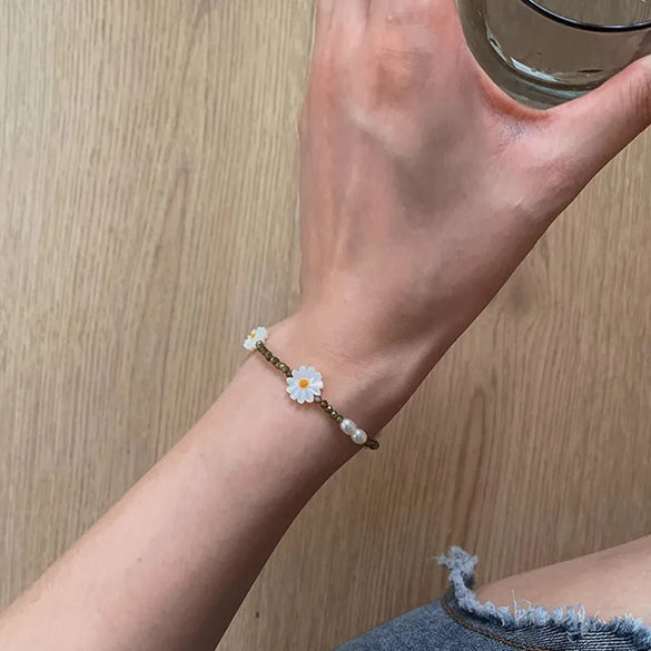 Pastoral Geometric Daisy Freshwater Pearl Sterling Silver Beaded Women'S Necklace