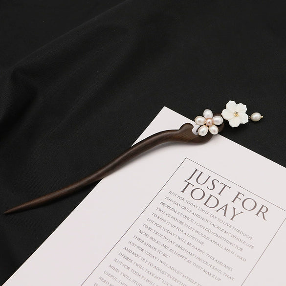 Pearl Antique Hairpin With Flower Pattern For Hair Accessories