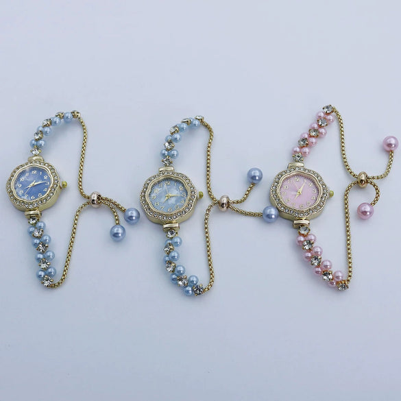 Pearl Diamond Alloy Women's Fashion Bracelet Watch With Digital Fritillaria Dial And Spiral Crown