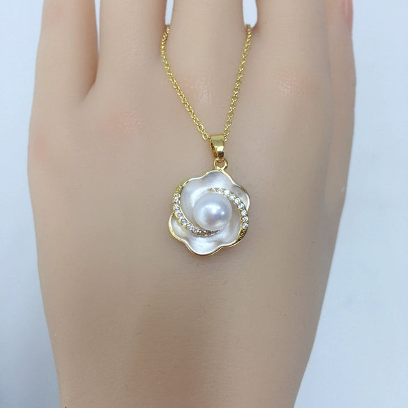 Pearl Necklace Freshwater Pearl Pendant Microinlaid Zircon Curly Flower Copper Minimalist Style