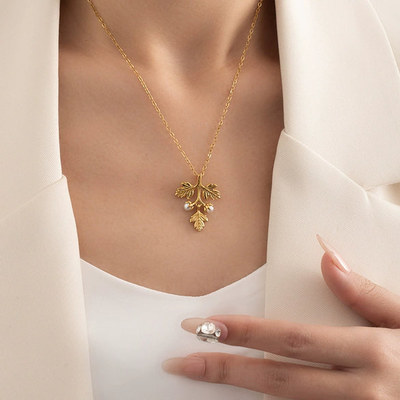 Pearl Necklace Leaf Pattern Titanium Steel Copper O Word Chain Electroplating For Women