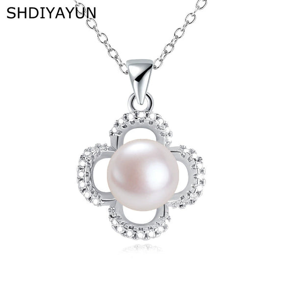 Pearl Pendant Necklace Four Leaf Clover Micro Inlaid Zircon Copper Plated Gold Jewelry