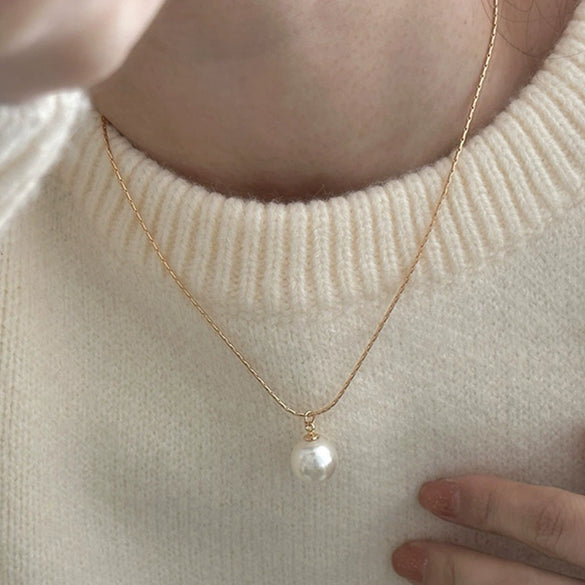 Pearl Pendant Necklace Metal Geometric Electroplating Women's Cold Retro Simple Allmatch Style