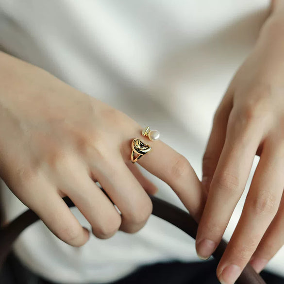 Pearl Zircon Splicing Butterfly Ring Real Gold Electroplated For Women With Animal Pattern
