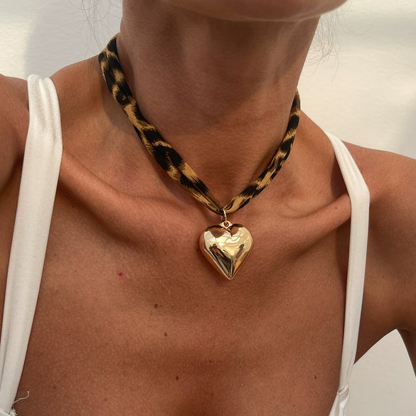 Pendant Necklace Cotton Alloy Heart Shape Flower Geometric Electroplating