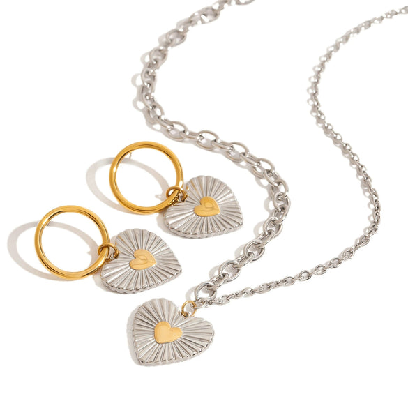 Pendant Necklace Jewelry Stainless Steel Titanium Steel Heart Shaped Electroplated Gold And Silver Color Matching