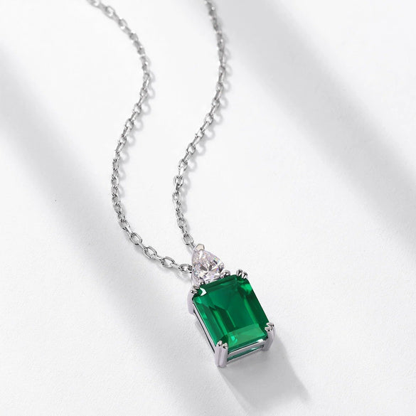 Pendant S925 Silver Retro Geometric Claw Inlaid Colored Diamond Clavicle Chain