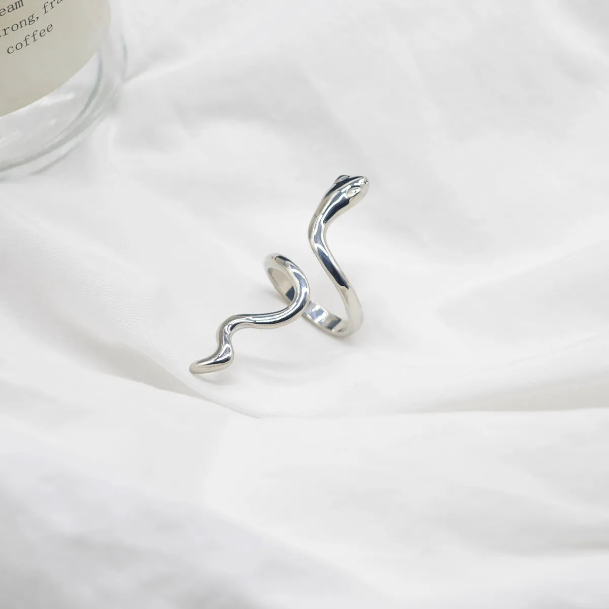 Personality Smooth Snake-Shaped Ring Wholesale