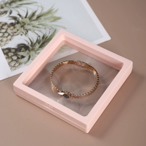 Plastic Jewelry Display And Storage Box For Bracelets With Transparent Elastic Plastic Suspension Packaging