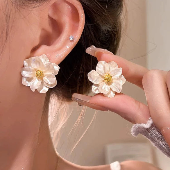Plastic Resin Flower Ear Studs Electroplating Women's Pastoral Style