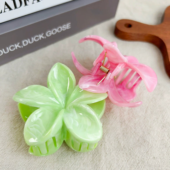 Plastic Resin Handmade Flower Hair Clip For Girls