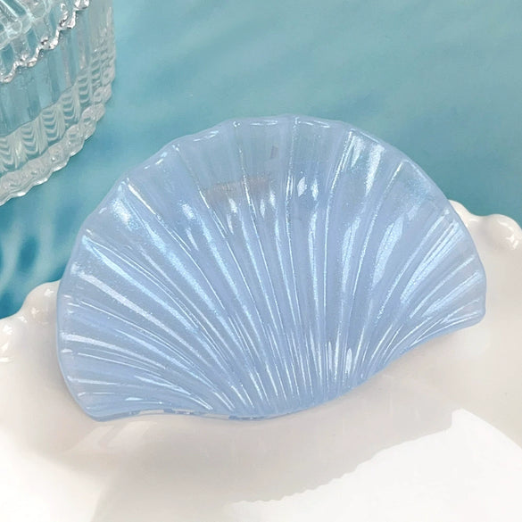 Plastic Resin Shell Hair Clip With Dolphin And Shark Shape Baking Paint Minimalist Style For Women