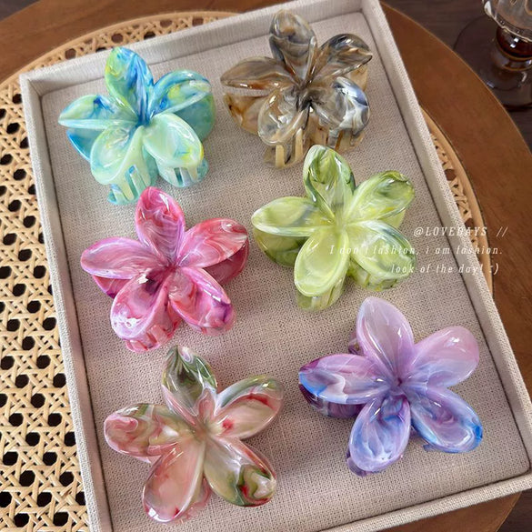 Plastic Women's Dopamine Sweet Flower Hair Claw Clip With Epoxy Treatment