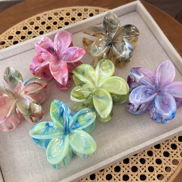Plastic Women's Dopamine Sweet Flower Hair Claw Clip With Epoxy Treatment