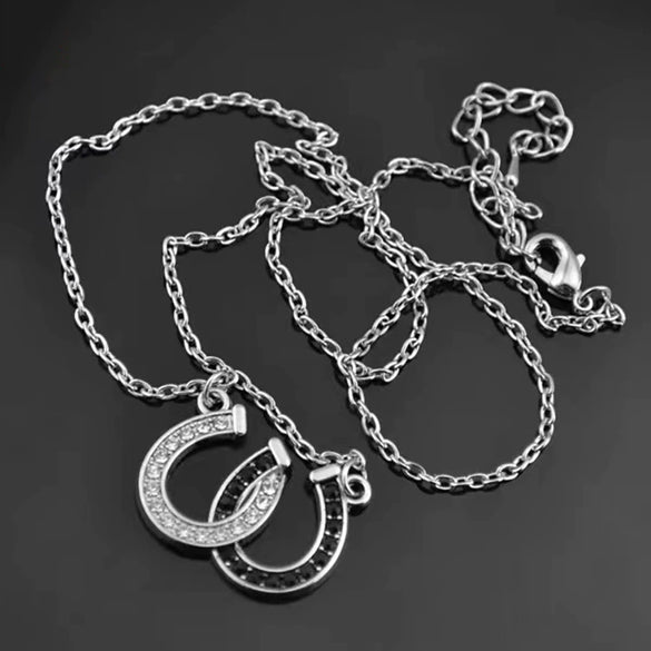 Popular Jewelry Double U Horseshoe Necklace In Black And White Diamond Design Alloy Material With Electroplating Treatment