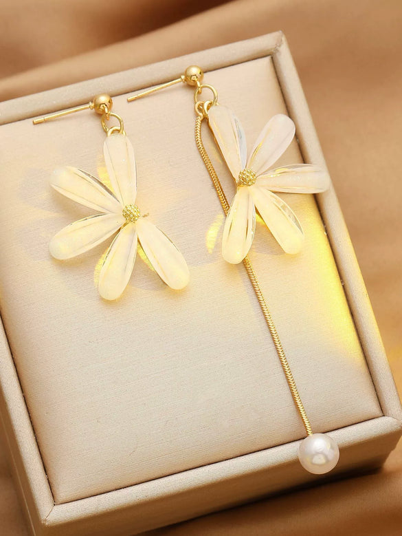 Popular Petal Asymmetric Geometric Circle Tassel Drop Stud Earrings For Women Alloy Material With Electroplating Treatment Flower Pattern