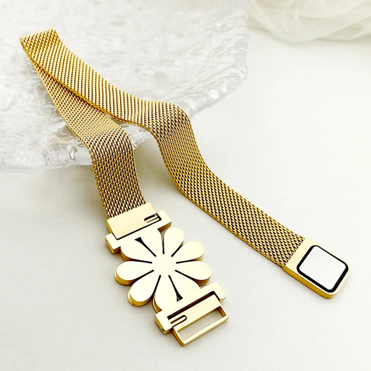 Preppy Style Sweet Pastoral Flower 304 Stainless Steel 14K Gold Plated Bracelets In Bulk