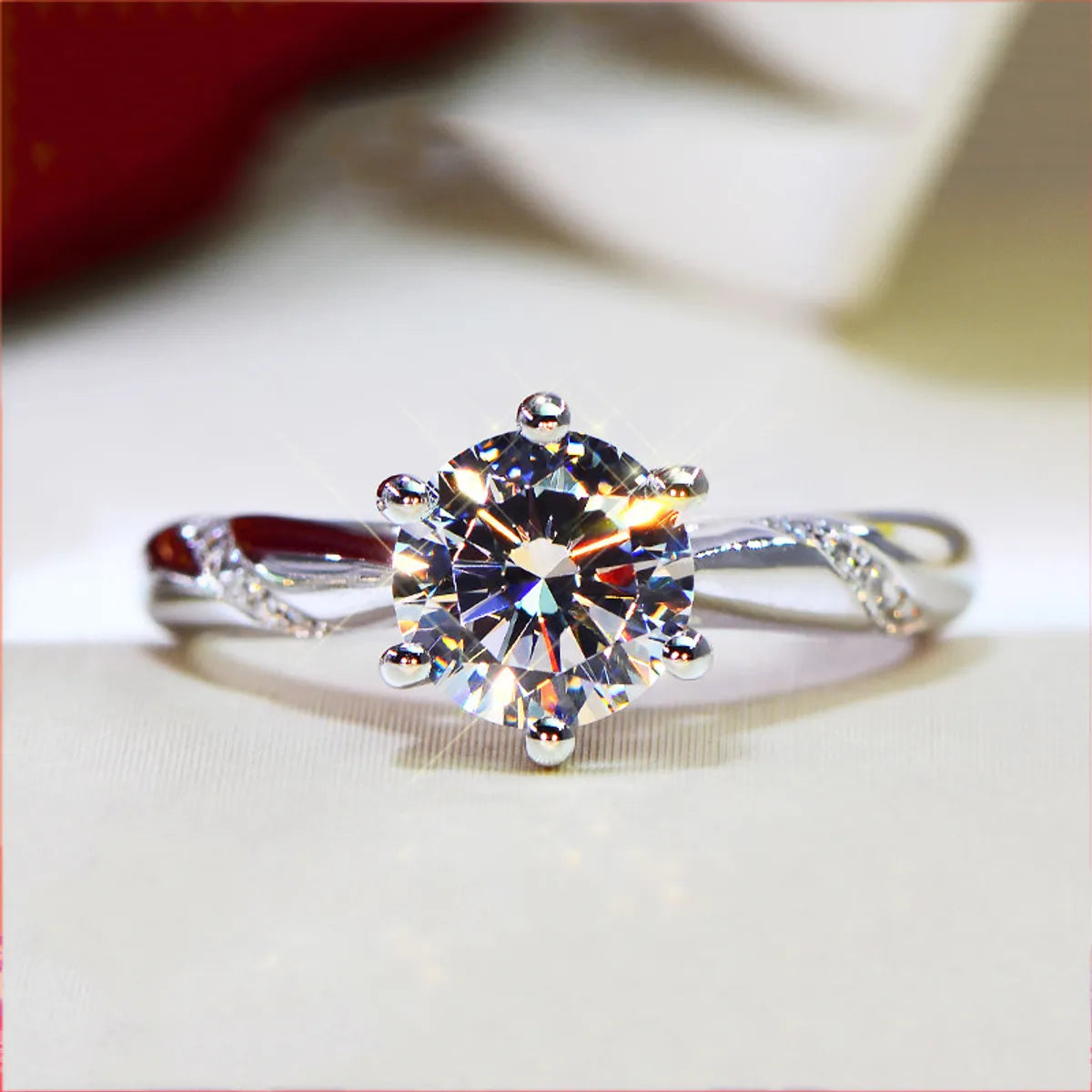 Pt950 Plated Platinum Imitation D Grade High Carbon Moissan Diamond Ring Classic Micro Inlaid Hearts And Arrows Six Claw Ring