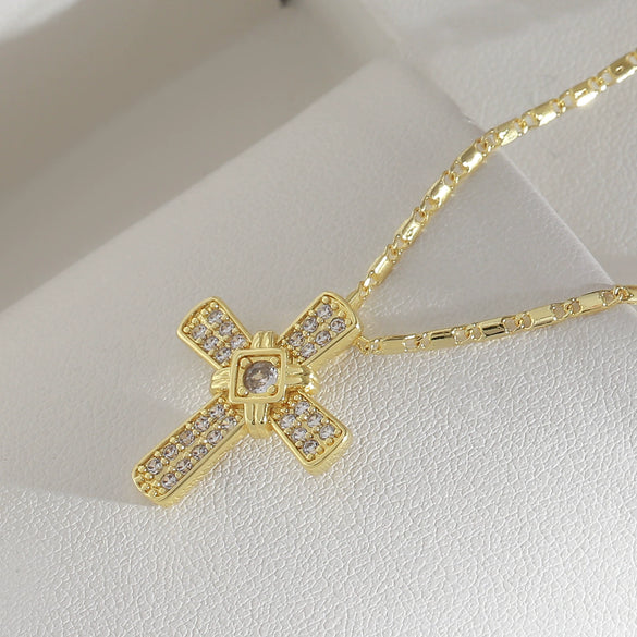 Punk Cross Copper Necklace With Electroplating And O Word Chain Unisex Fashion Design