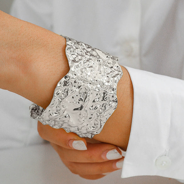 Punk Exaggerated Metal Hemp Alloy Bracelet With Electroplating For Female Hip Hop Style