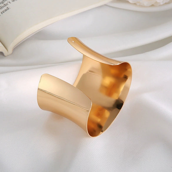 Punk Street Racket Opening Outside Concave Inside Convex Exquisite Polished Alloy Metal Bracelet With Electroplating Treatment