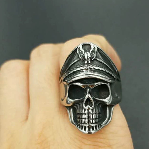 Punk Style Skull Titanium Steel Ring With Oil Applied