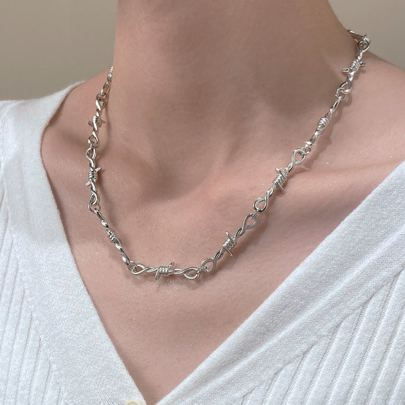 Punk Style Stainless Steel And Alloy Rivet Cross Handmade Clavicle Chain Necklace For Men And Women