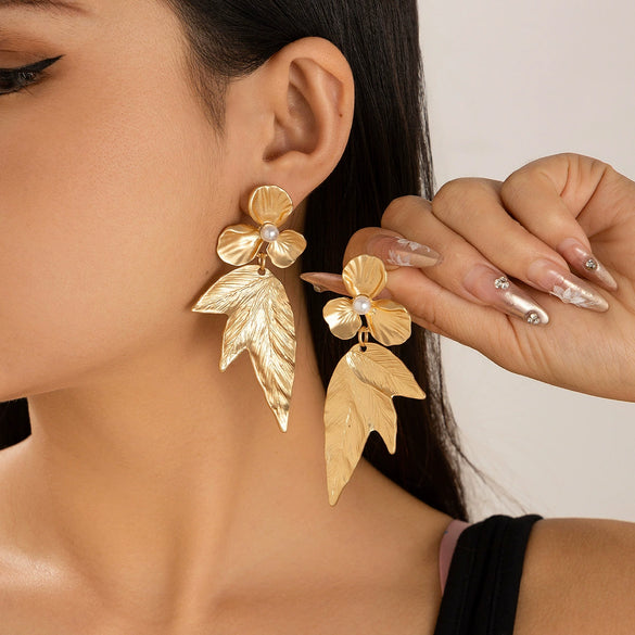 Punk Style Zinc Alloy Leaf Earrings For Women With Electroplating
