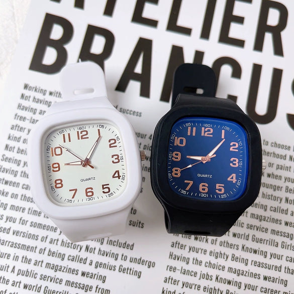 Quartz Digital Watch Metal Round Dial For Students Fashion Trend Wholesale