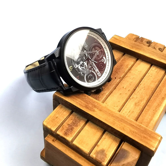 Quartz Watch With 3 Layer Three Dimensional Design Alloy Case Coated Glass Mirror Leisure Style For Men And Women Students