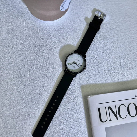 Quartz Watches Plastic Stainless Steel Round Cold Style Wholesale For Men And Women