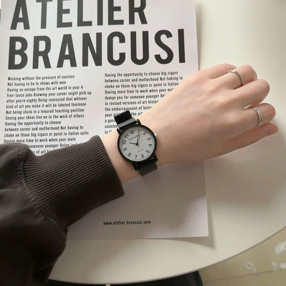 Quartz Watches Plastic Stainless Steel Round Cold Style Wholesale For Men And Women