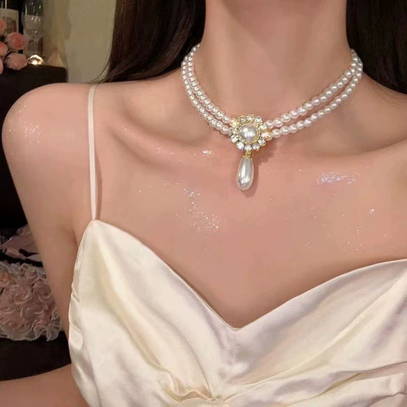 Real Gold Plated Imitation Pearl And Diamond Flower Necklace For Women Copper Pendant Clavicle Chain High Sense Niche Fashion Elegant Light Luxury High End Jewelry