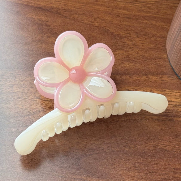 Resin Handmade Plumeria Hair Clip For Women Versatile Cute Hair Accessory