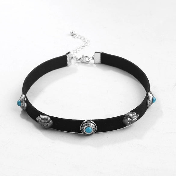 Retro Alloy Necklace With Flame Stone Electroplated Design