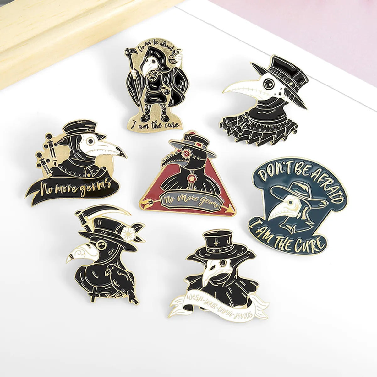 Retro Animal Letter Alloy Stoving Varnish Unisex Brooches