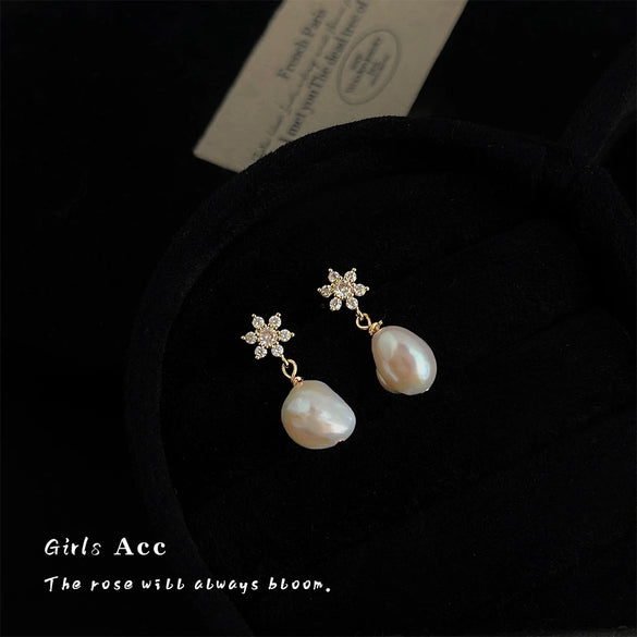 Retro Baroque Freshwater Pearl And Zircon Copper Geometric Handmade Earrings For Women Simple Elegant Light Luxury Jewelry