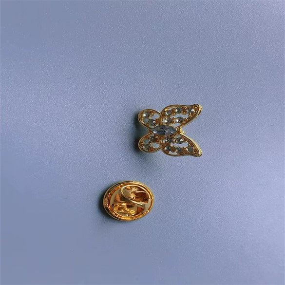 Retro Blue Crystal Alloy Antirunning Light Buckle Brooch With Flower Pattern Electroplated For Women