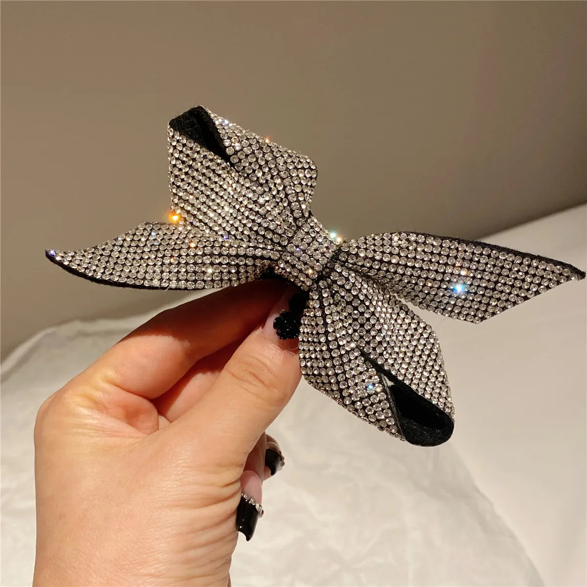 Retro Bow Knot Rhinestone Hair Tie